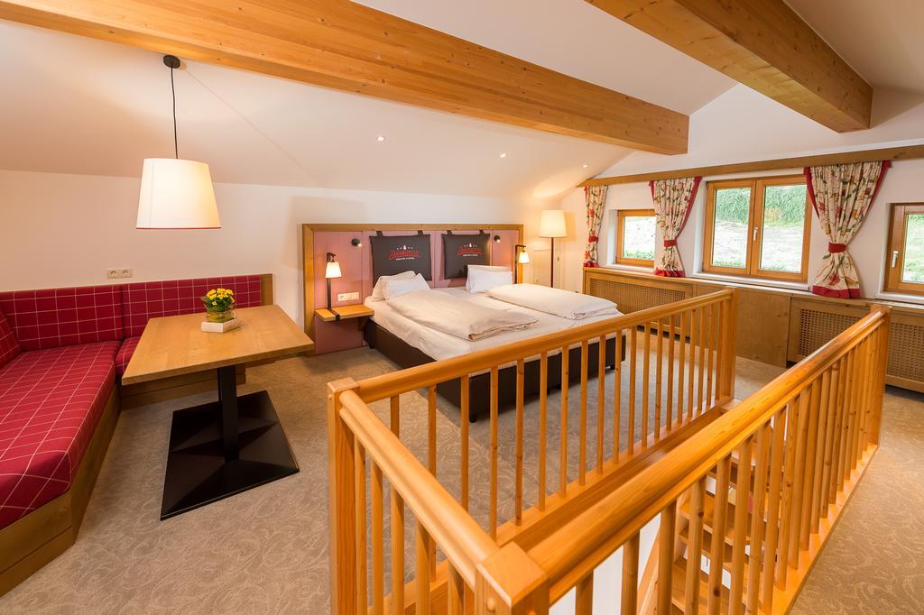 Berg-Spa&Hotel Zamangspitze Sankt Gallenkirch Bagian luar foto