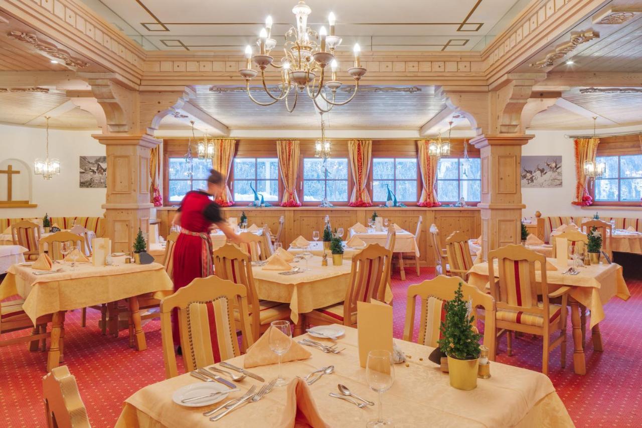 Berg-Spa&Hotel Zamangspitze Sankt Gallenkirch Bagian luar foto