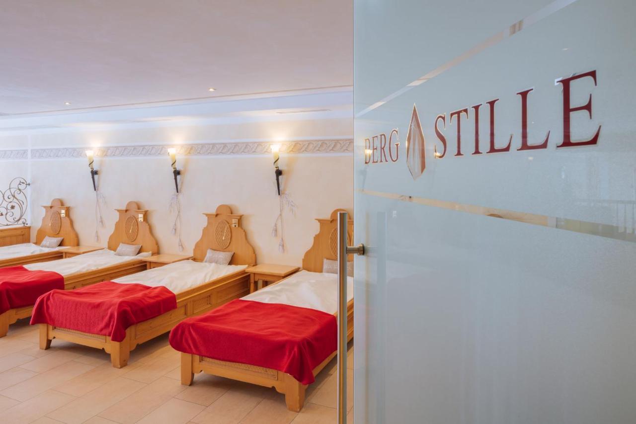 Berg-Spa&Hotel Zamangspitze Sankt Gallenkirch Bagian luar foto