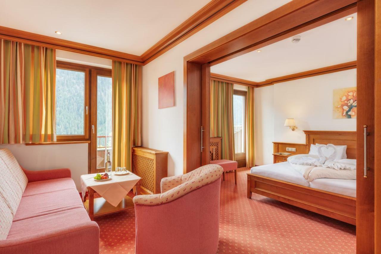 Berg-Spa&Hotel Zamangspitze Sankt Gallenkirch Bagian luar foto